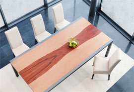 Massiver Designertisch