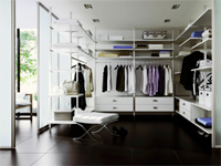 begehbarer Kleiderschrank
